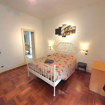 Holiday Room Naiadis โรม ภายนอก รูปภาพ
